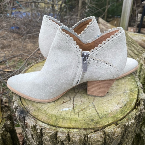 Frye Reed Scallop Shootie Size 6.5 - Picture 5 of 11